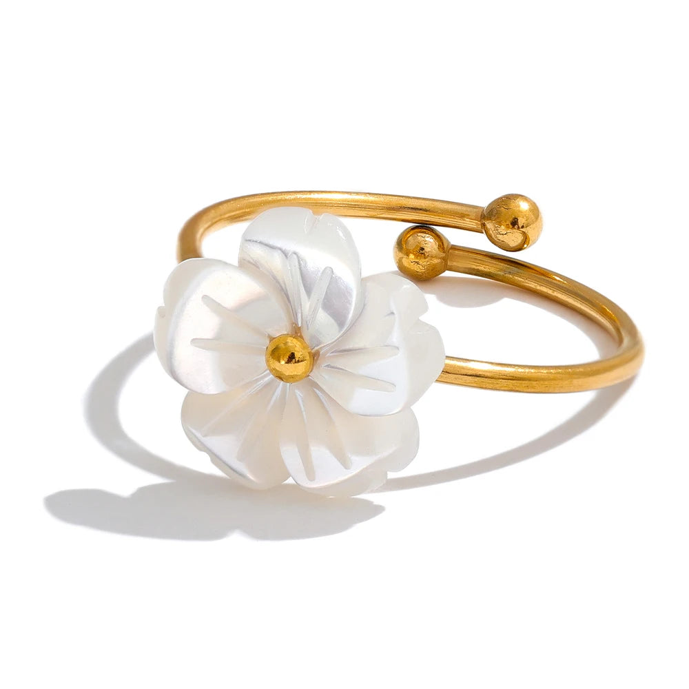 Ziora White Flower Ring