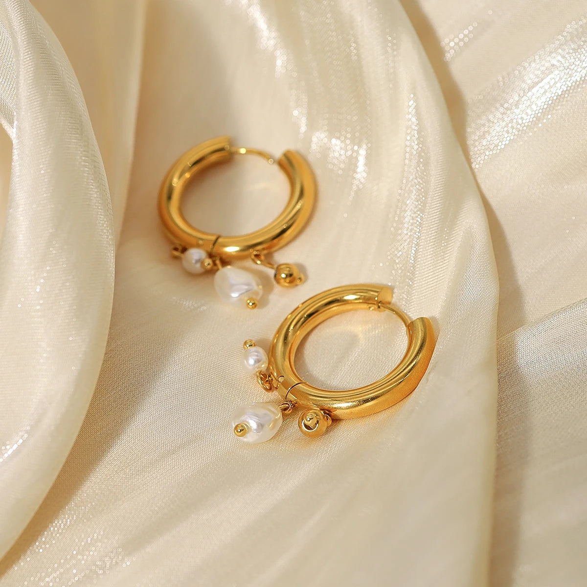 Ziora Baroque Pearl Huggie Earrings