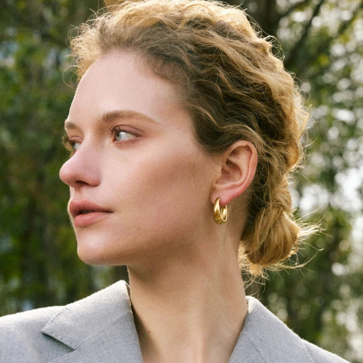 Ziora U-Shape Hoop Earrings