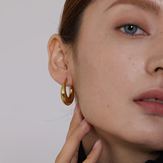 Ziora Chunky Hoop Earrings