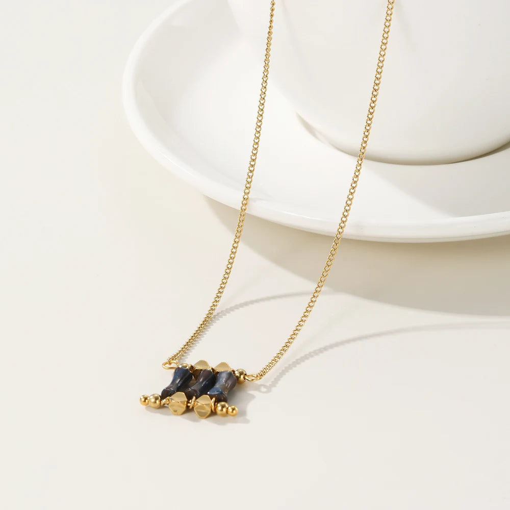 Ziora Irregular Acrylic Pendant Necklace