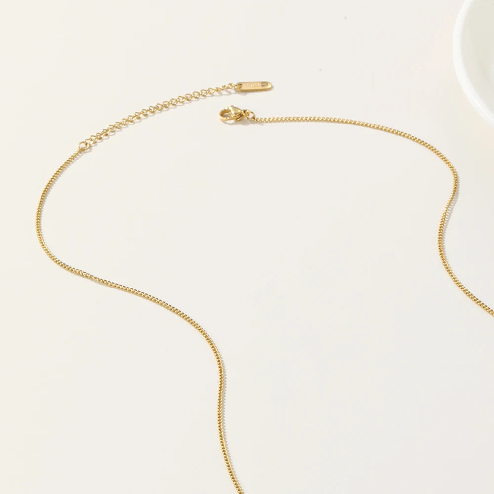 Ziora Irregular Acrylic Pendant Necklace