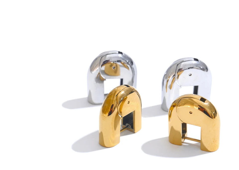 Ziora Geometric U-Shape Hoop Earrings