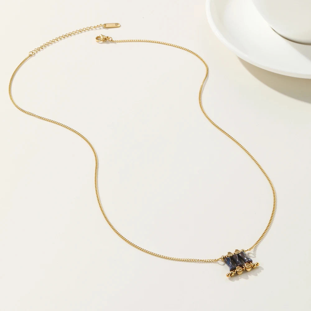 Ziora Irregular Acrylic Pendant Necklace