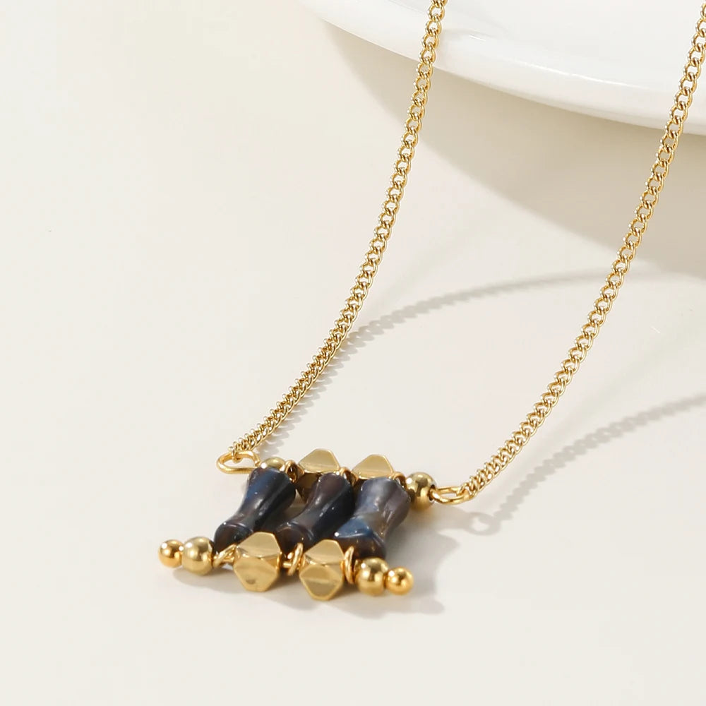 Ziora Irregular Acrylic Pendant Necklace