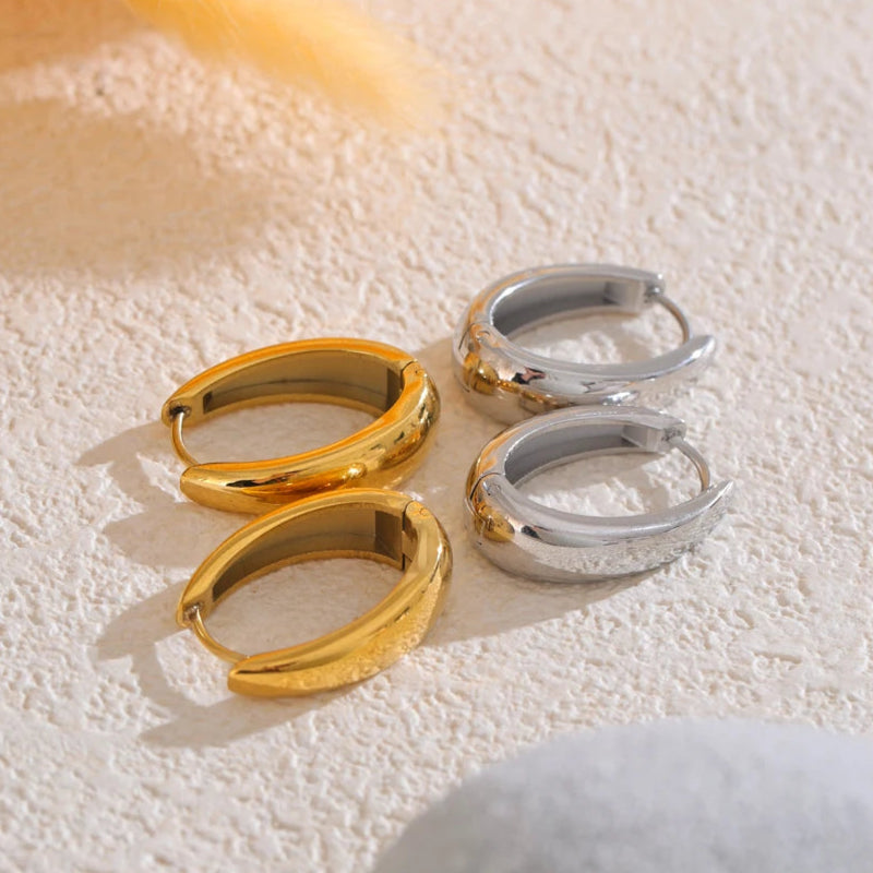 Ziora U-Shape Hoop Earrings