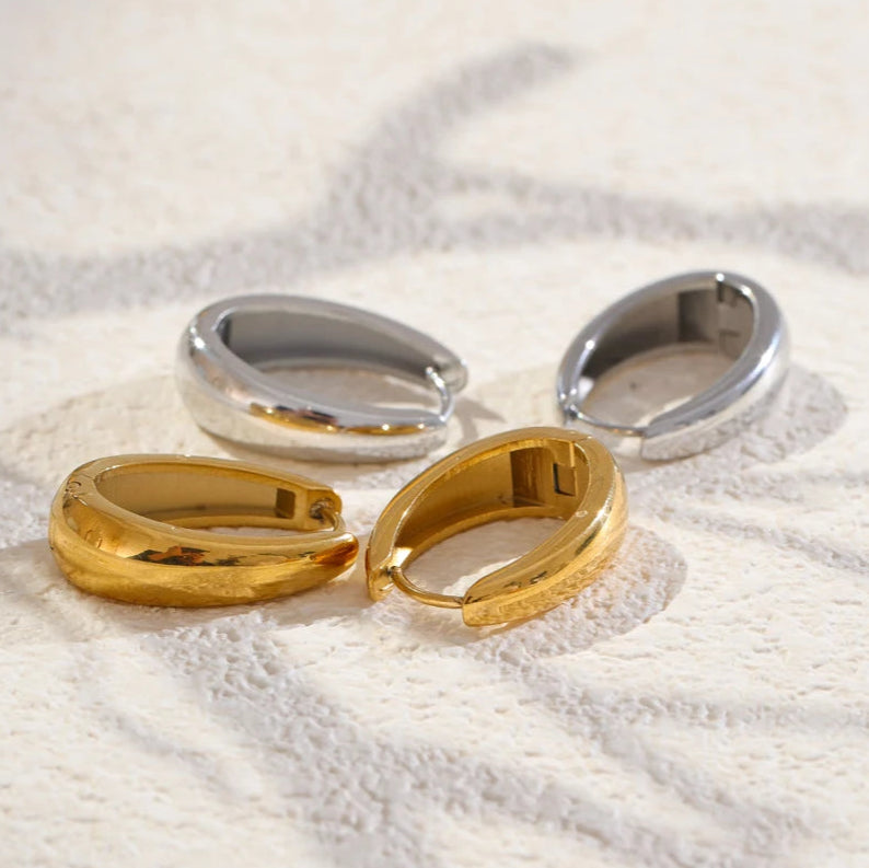 Ziora U-Shape Hoop Earrings