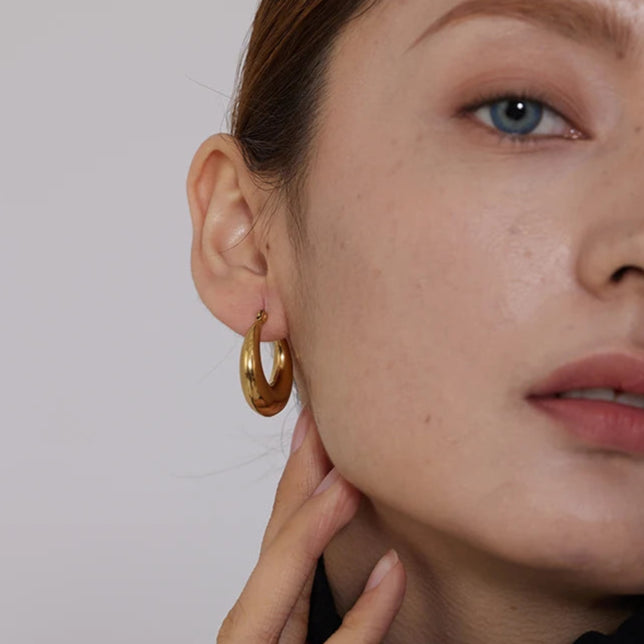 Ziora  Chunky Hoop Earrings